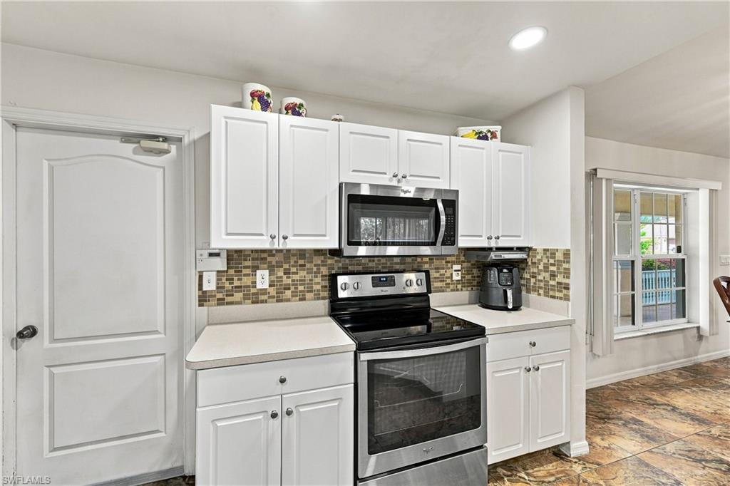 1143 Nw 19th Pl Property Photo 16