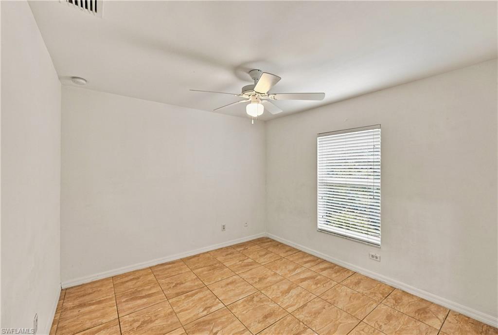 1143 Nw 19th Pl Property Photo 25