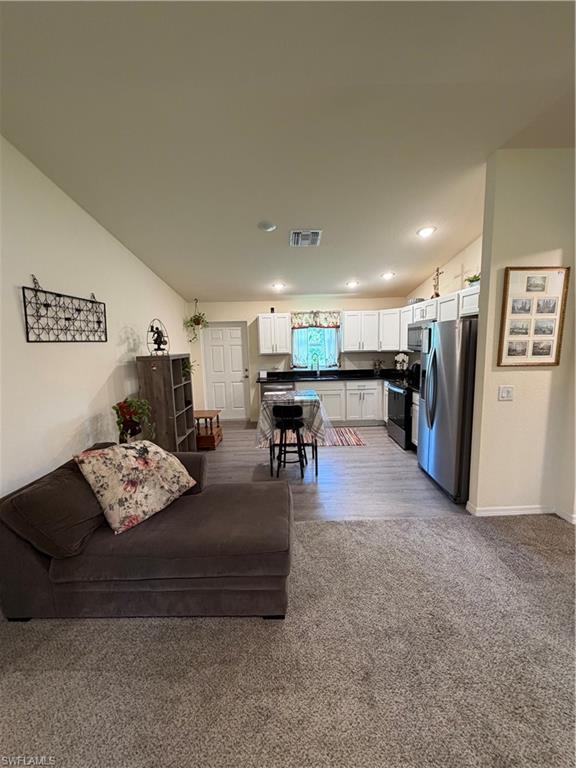 1597 Rugby Ln Property Photo 4