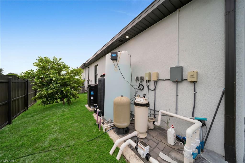 1112 Chiquita Blvd N Property Photo 41