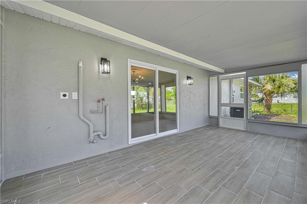 13820 1st St Property Photo 24