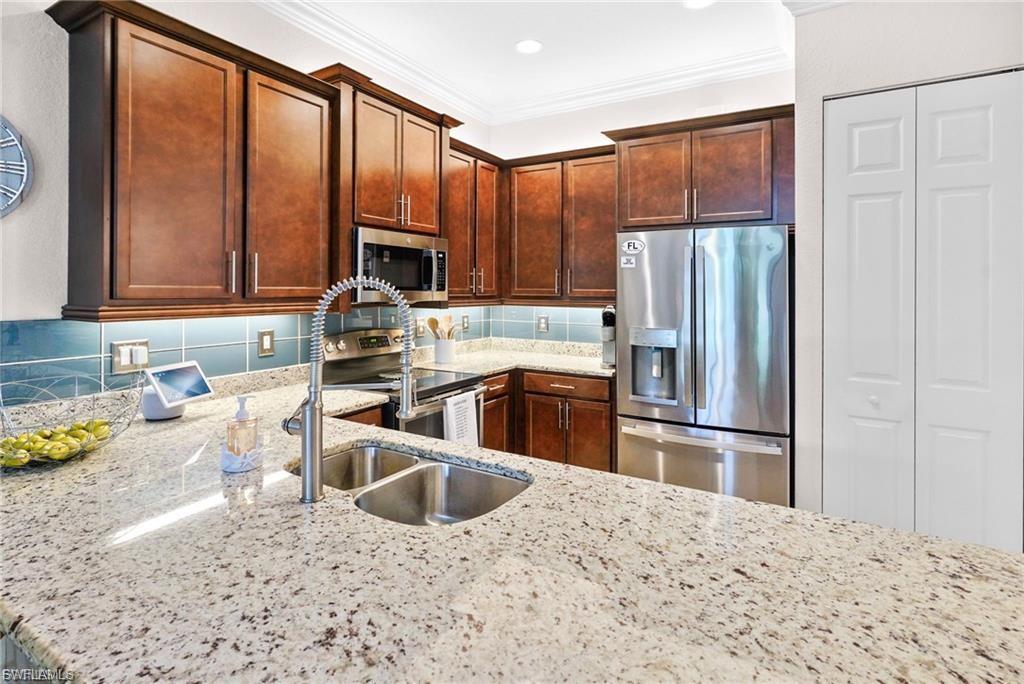 12016 Five Waters Cir Property Photo 11