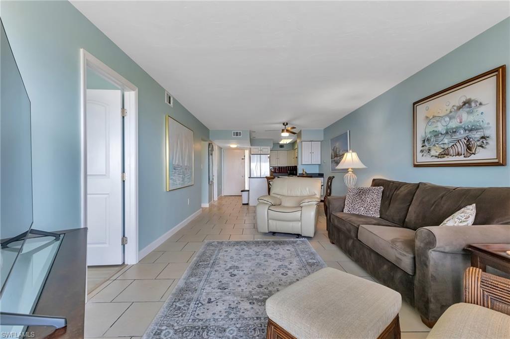 1500 Park Beach Cir 3b Property Photo 6