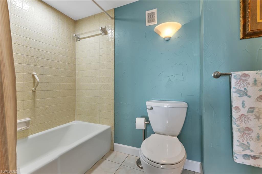 1500 Park Beach Cir 3b Property Photo 22
