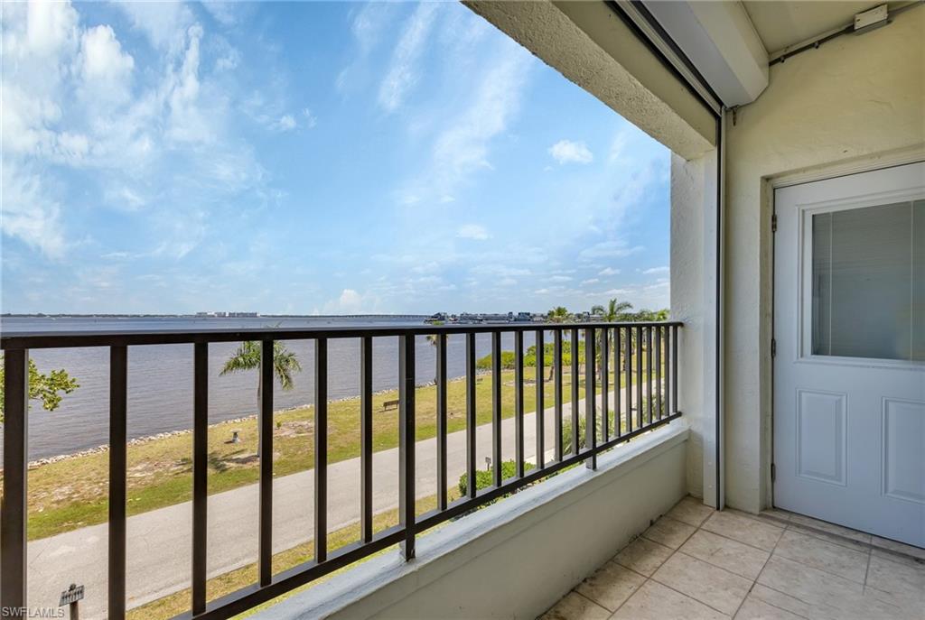1500 Park Beach Cir 3b Property Photo 25