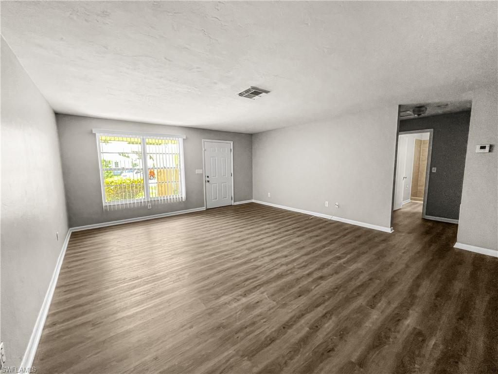 4511 Se 5th Pl A Property Photo 6