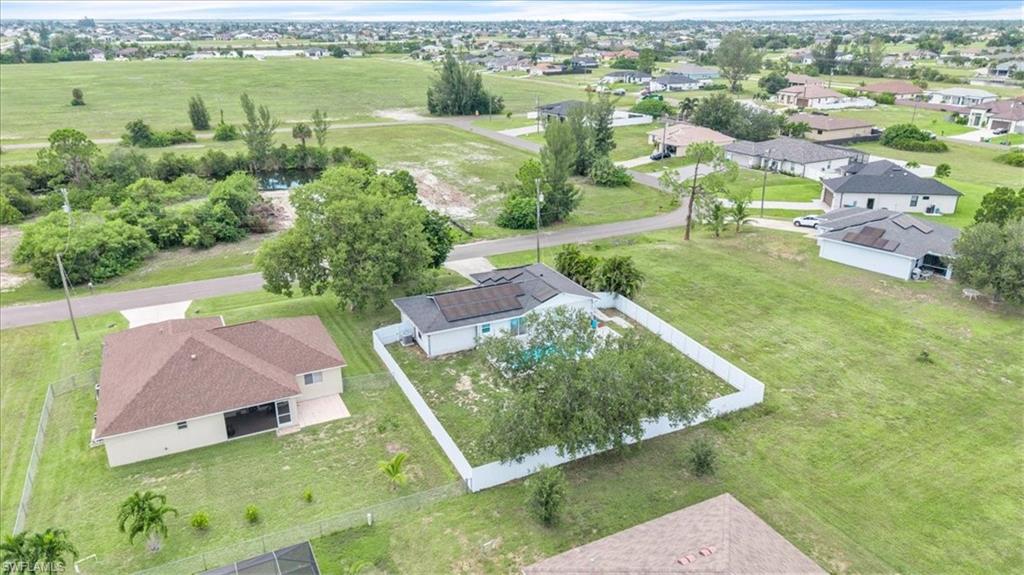 1149 Nw 28th Ave Property Photo 44