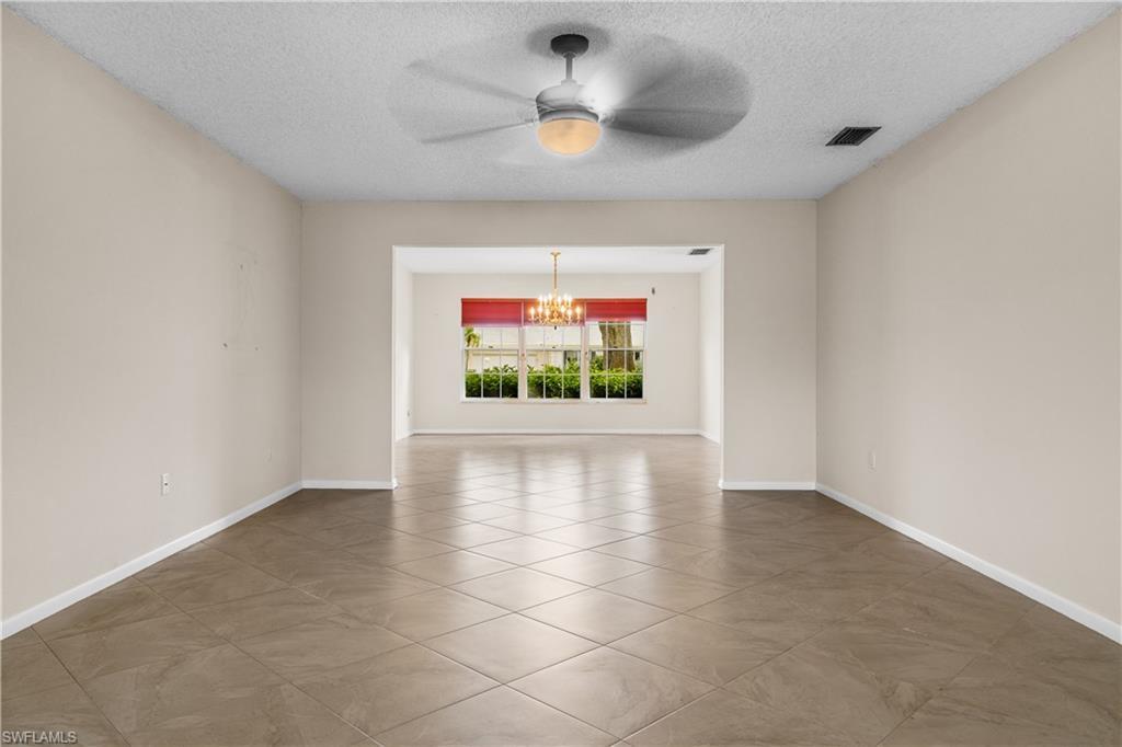 1238 N Brandywine Cir Property Photo 5