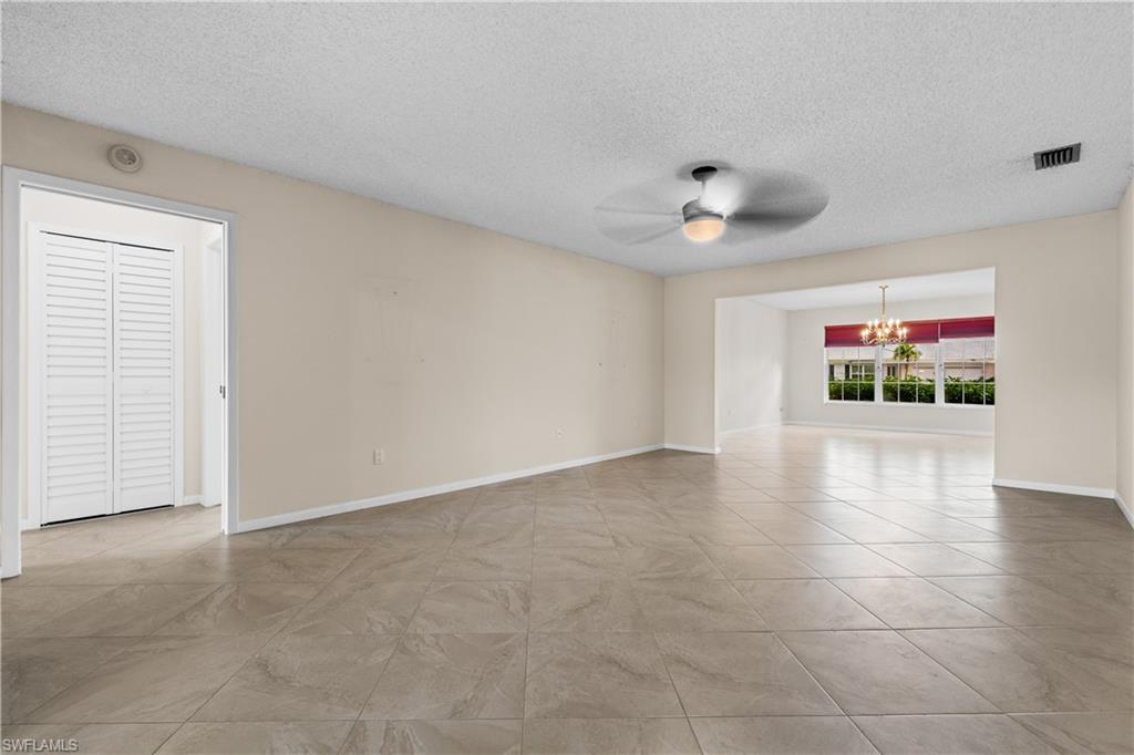 1238 N Brandywine Cir Property Photo 6