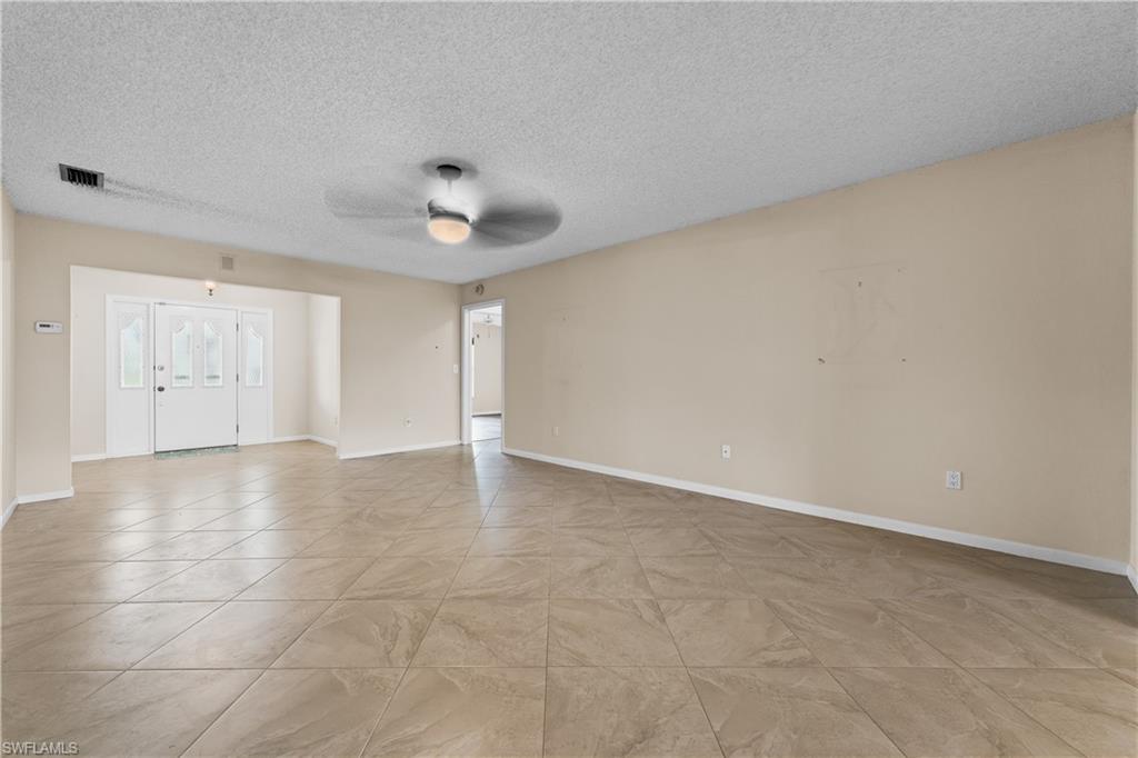 1238 N Brandywine Cir Property Photo 7