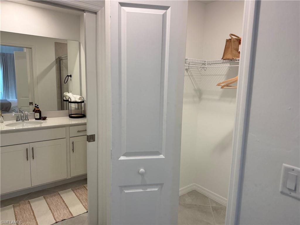 18421 Copperhead Ct N 215 Property Photo 16