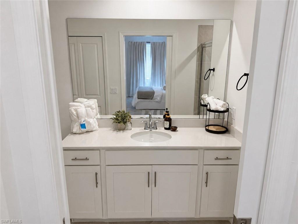 18421 Copperhead Ct N 215 Property Photo 18