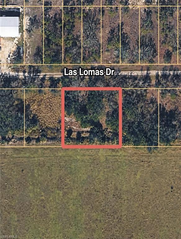 27043 Las Lomas Dr Property Photo 4