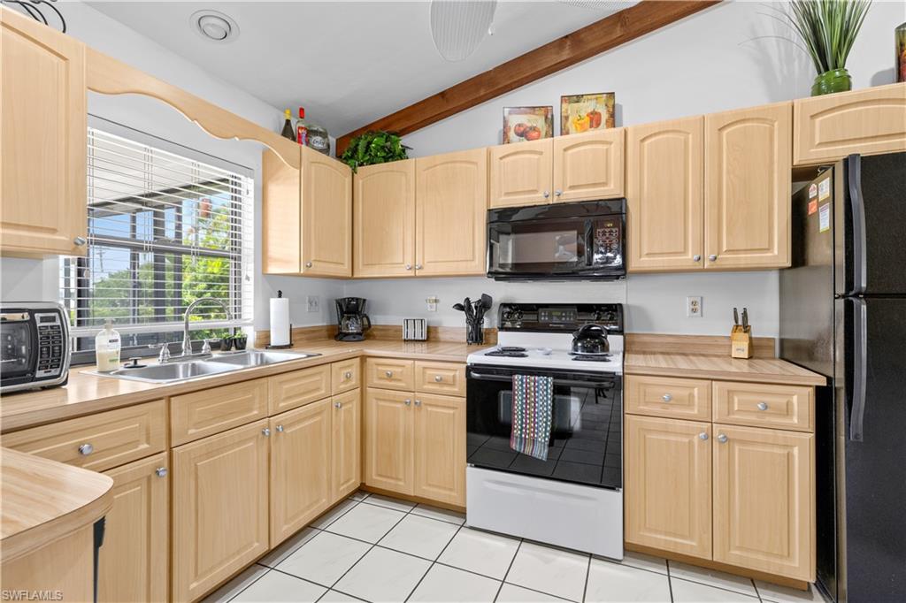 1538 Sw 49th St Property Photo 4