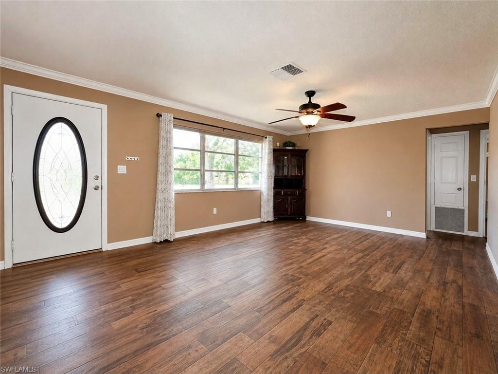 1798 Marilyn Dr Property Photo 4