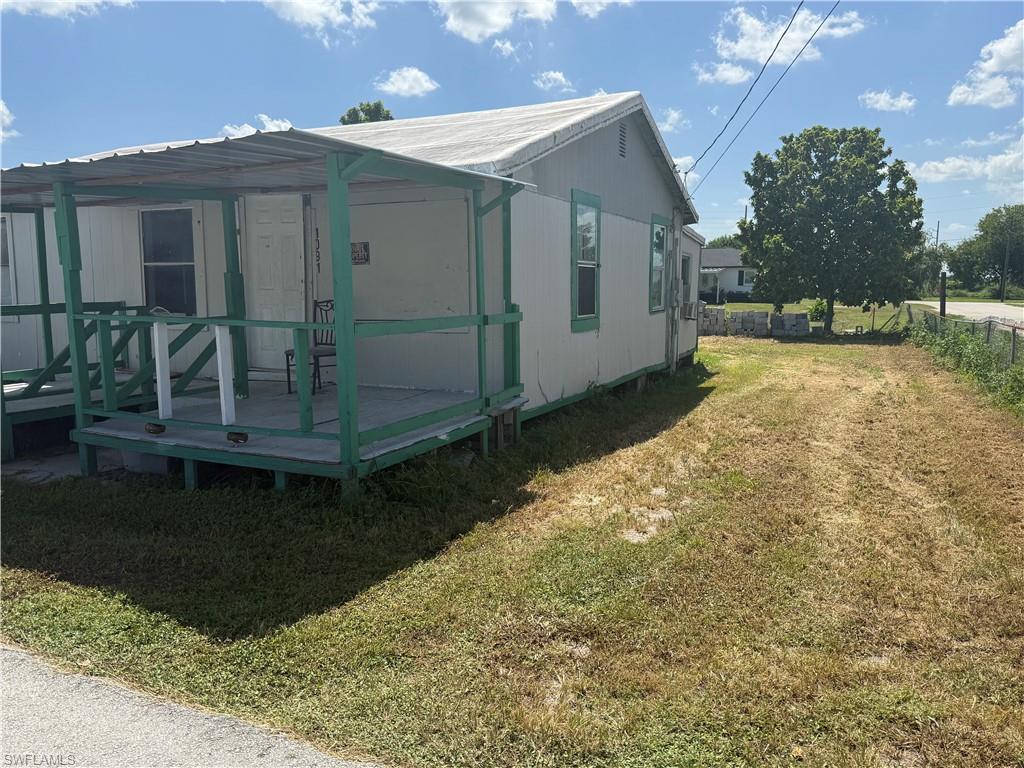 1091 Gamble St Property Photo 5