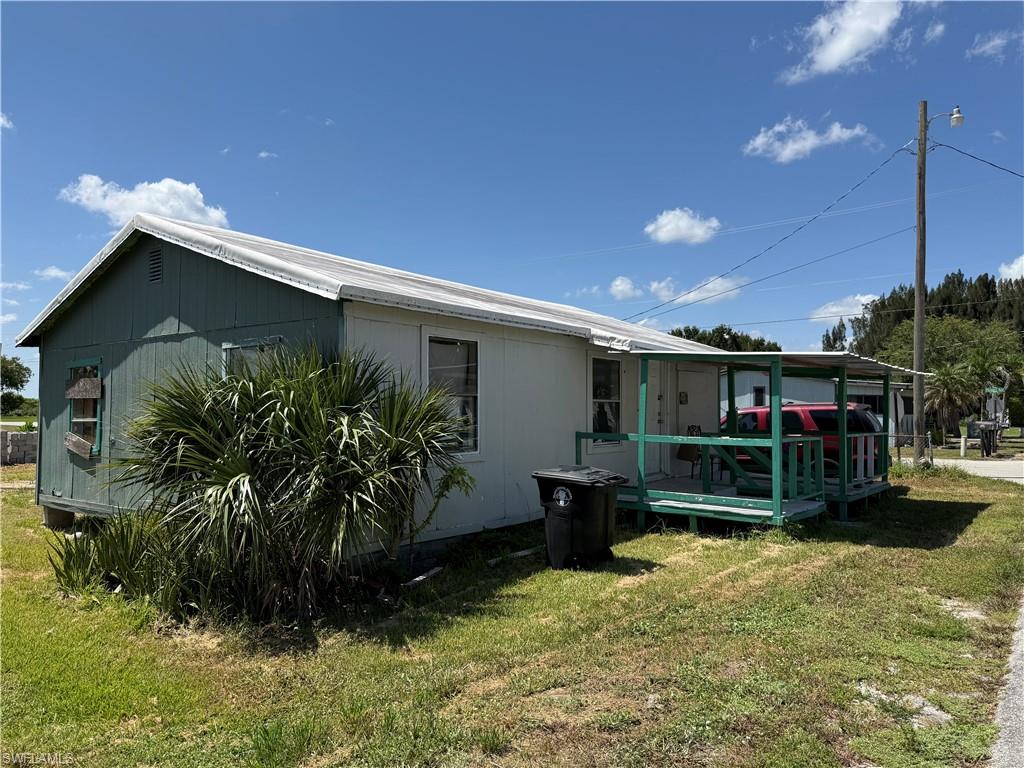 1091 Gamble St Property Photo 8