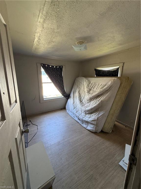 1091 Gamble St Property Photo 27
