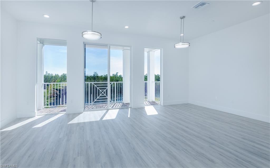 5816 Shell Cove Dr 119 Property Photo 12