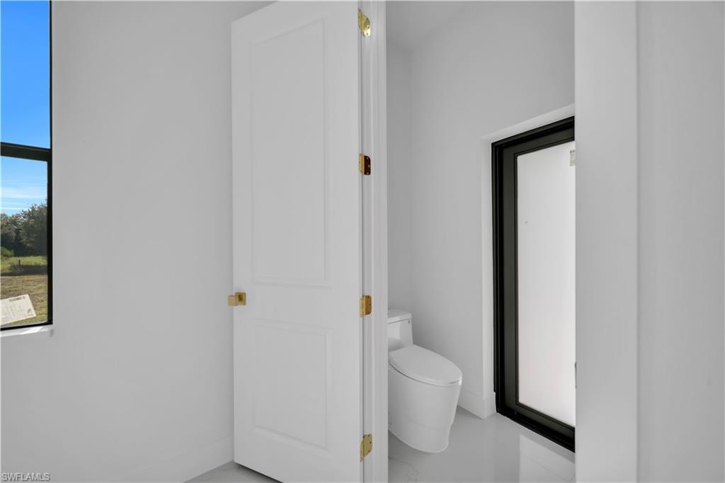 1717 Roosevelt Ave Property Photo 24