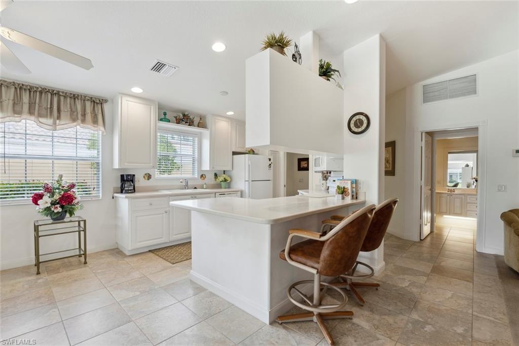 28258 Islet Trl Property Photo 8