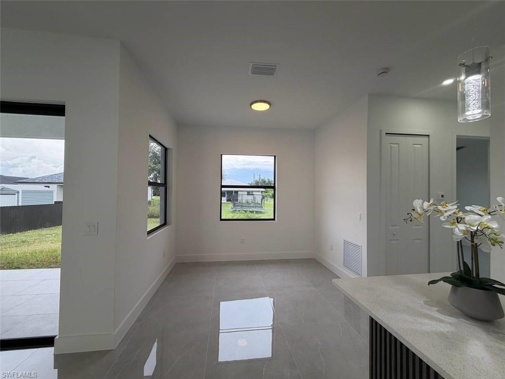 2510 20th St Sw Property Photo 5