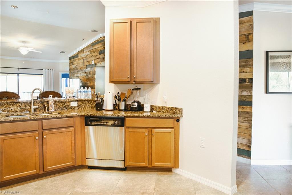13730 Julias Way 726 Property Photo 18