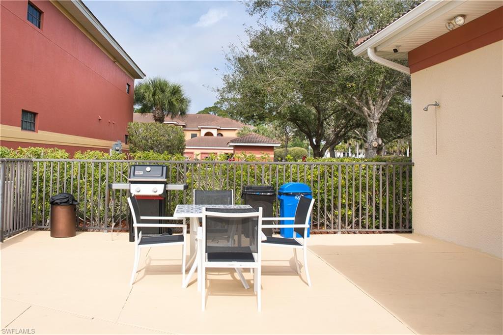 13730 Julias Way 726 Property Photo 44