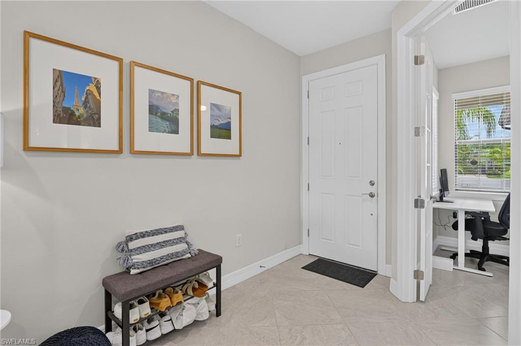 12056 Westmoreland Way Property Photo 4