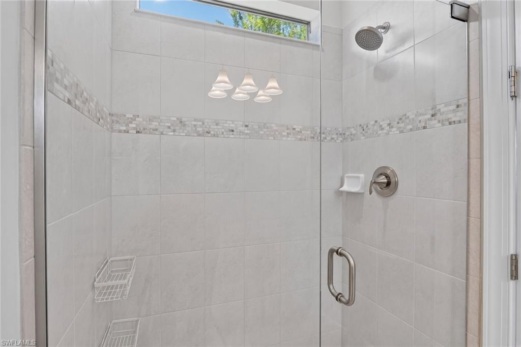 12056 Westmoreland Way Property Photo 22