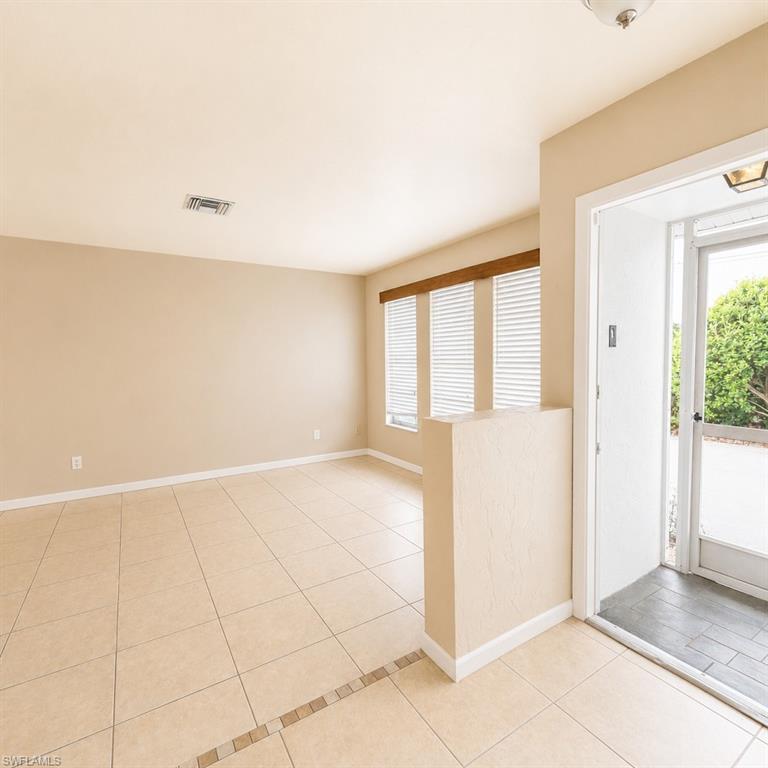 1429 Se 31st Ter Property Photo 2