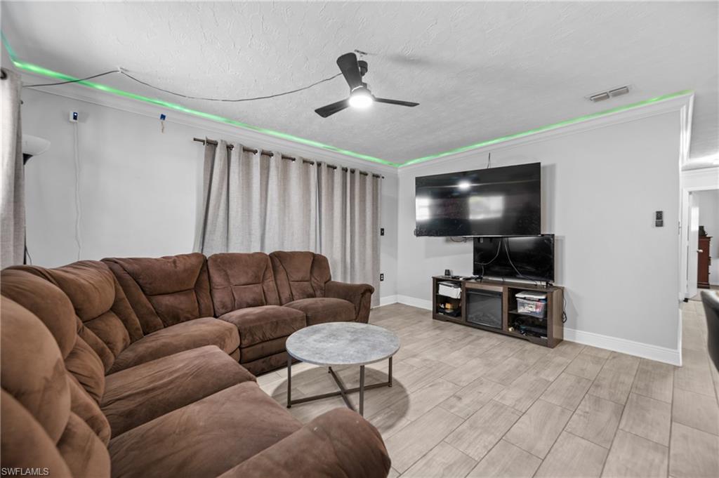 340 Timbruce Ln Nw Property Photo 8