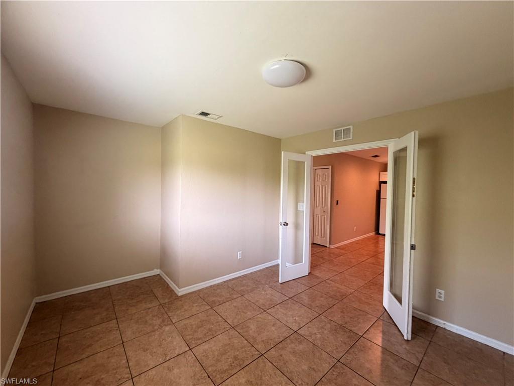 2206 Keith Ave S 2204 Property Photo 10