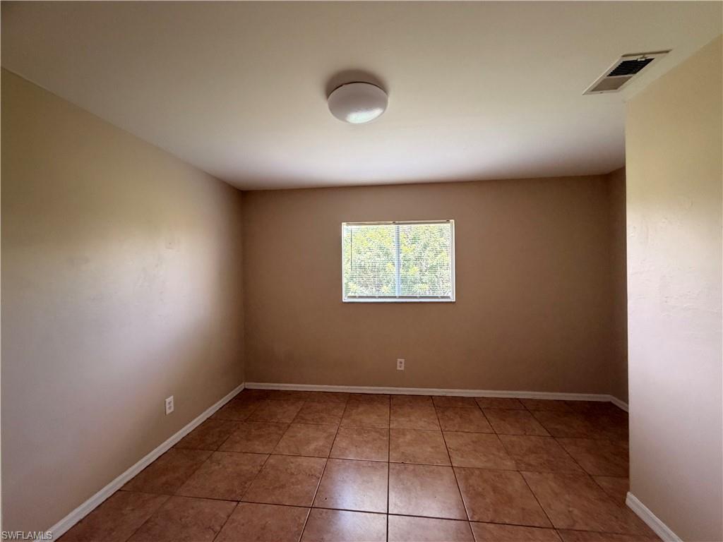 2206 Keith Ave S 2204 Property Photo 11