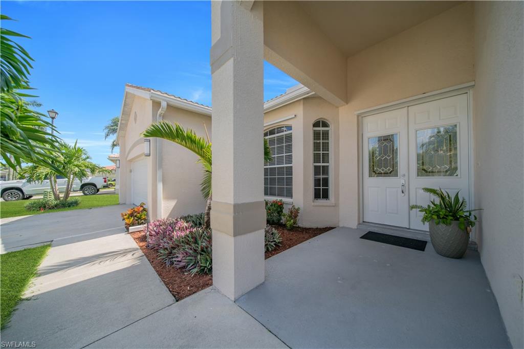 11142 Lakeland Cir Property Photo 4