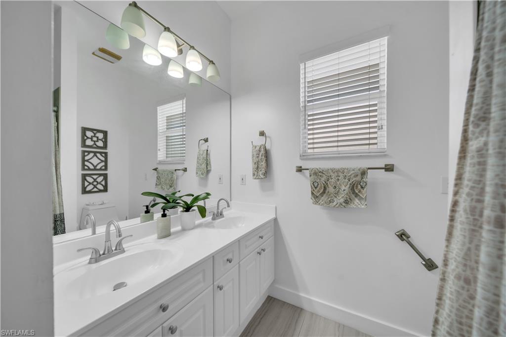 11142 Lakeland Cir Property Photo 21