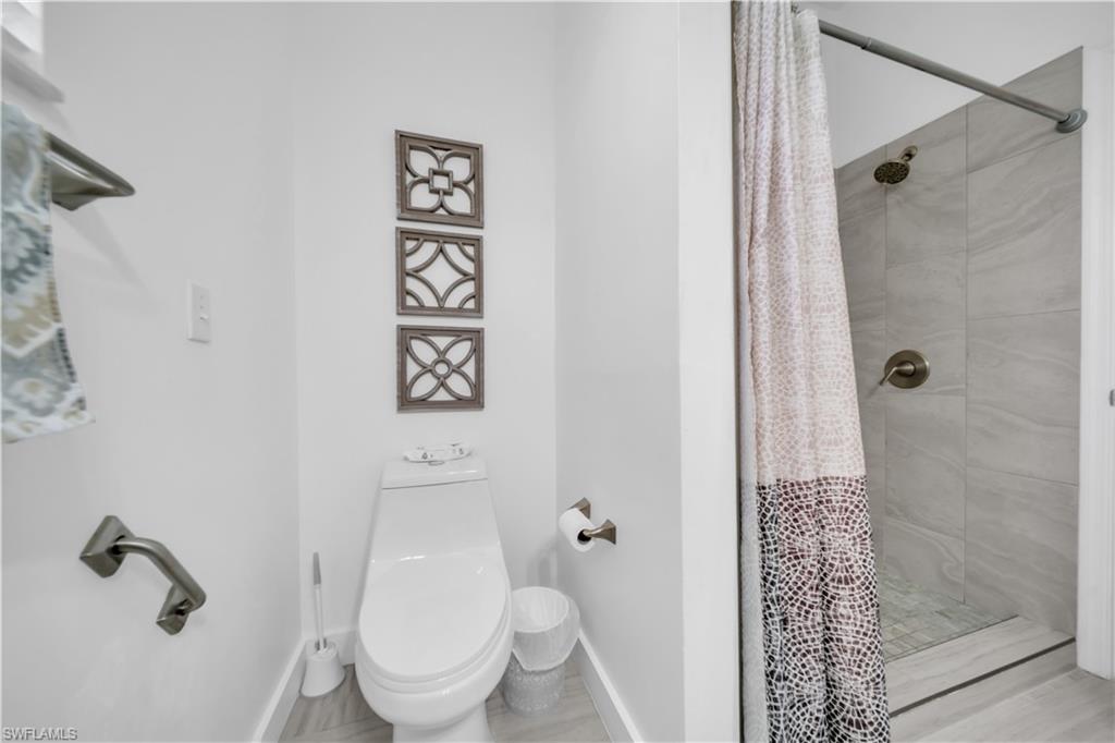 11142 Lakeland Cir Property Photo 23