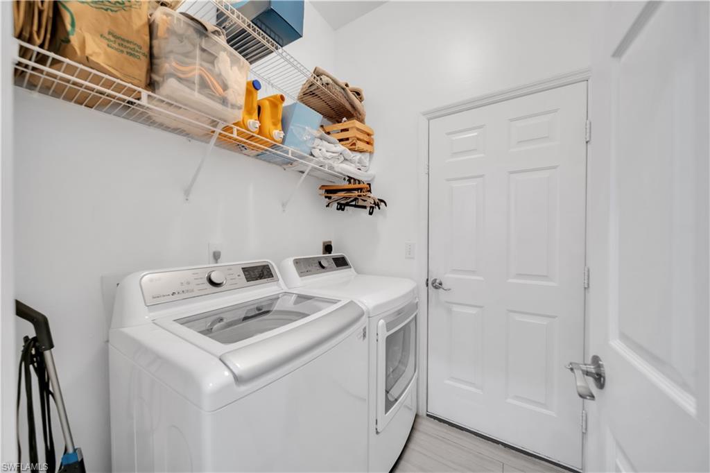11142 Lakeland Cir Property Photo 32