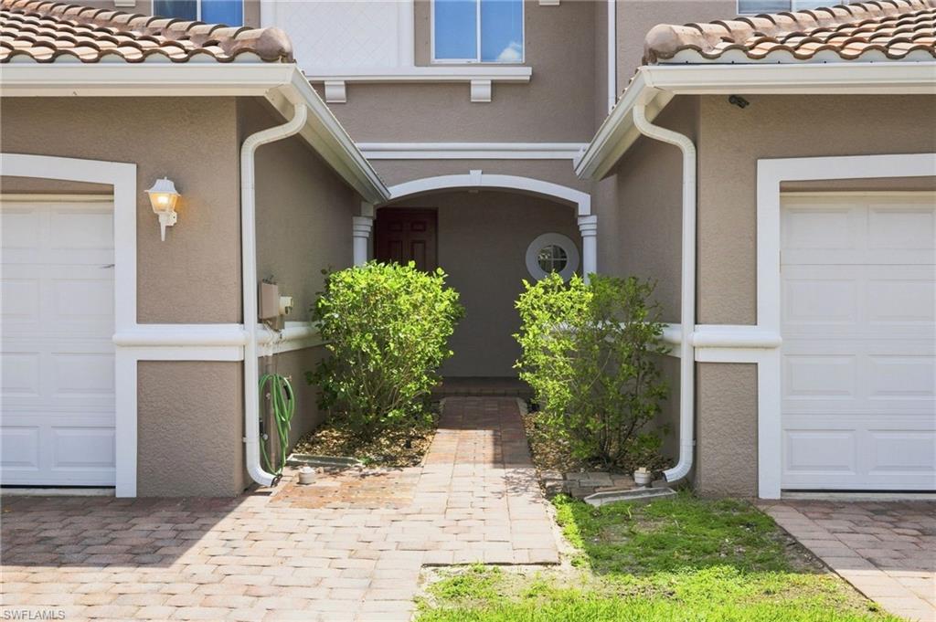 9977 Chiana Cir Property Photo 2