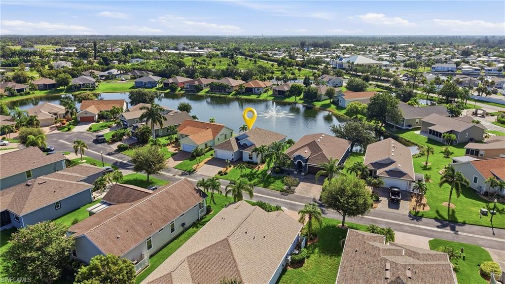 8631 Lakefront Ct Property Photo 4