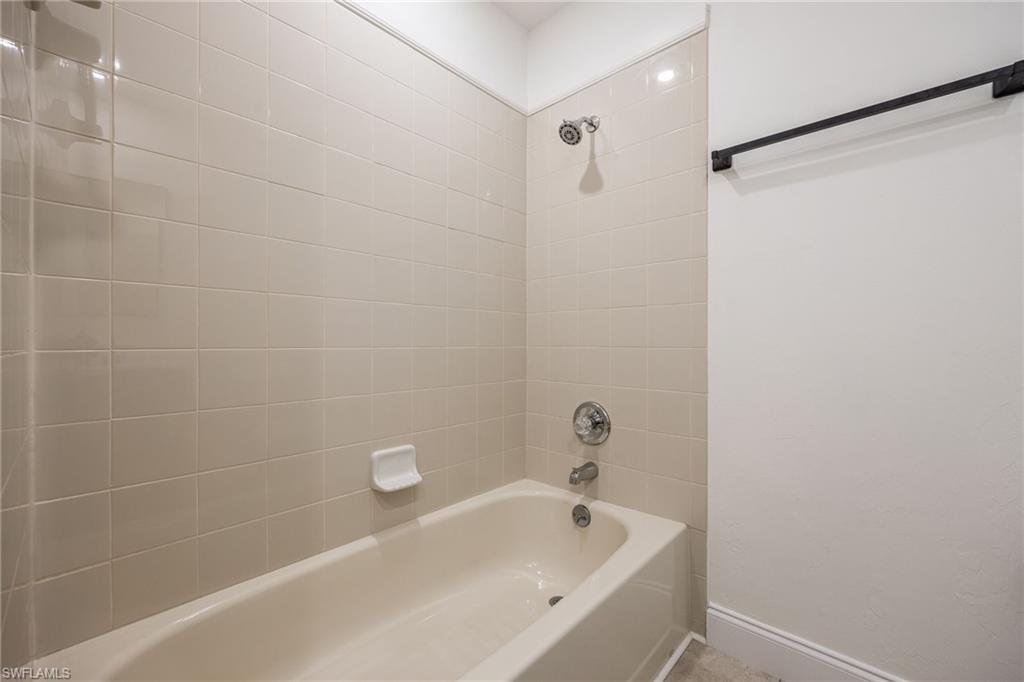 11674 Pointe Circle Dr Property Photo 11