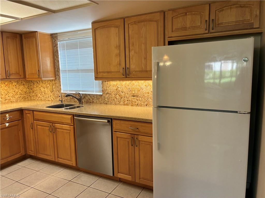 10 Beth Stacey Blvd 110 Property Photo 5