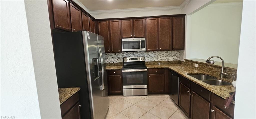 10020 Via Colomba Cir Property Photo 6