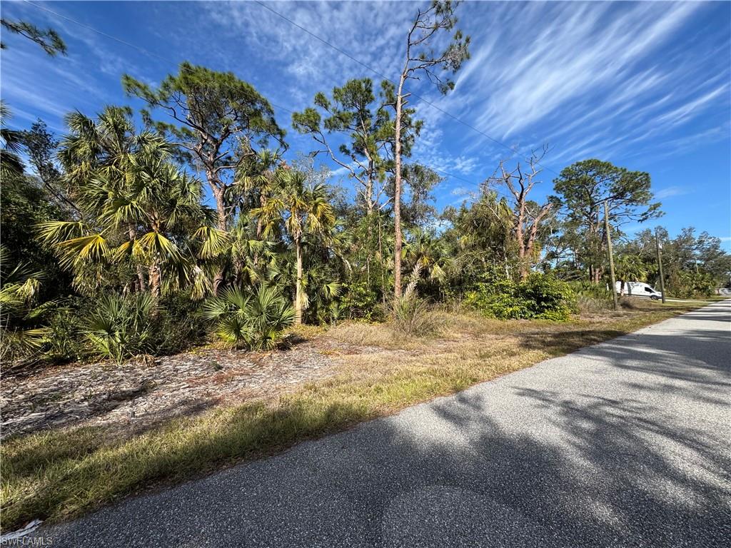 18106 Luscar Ave Property Photo 2