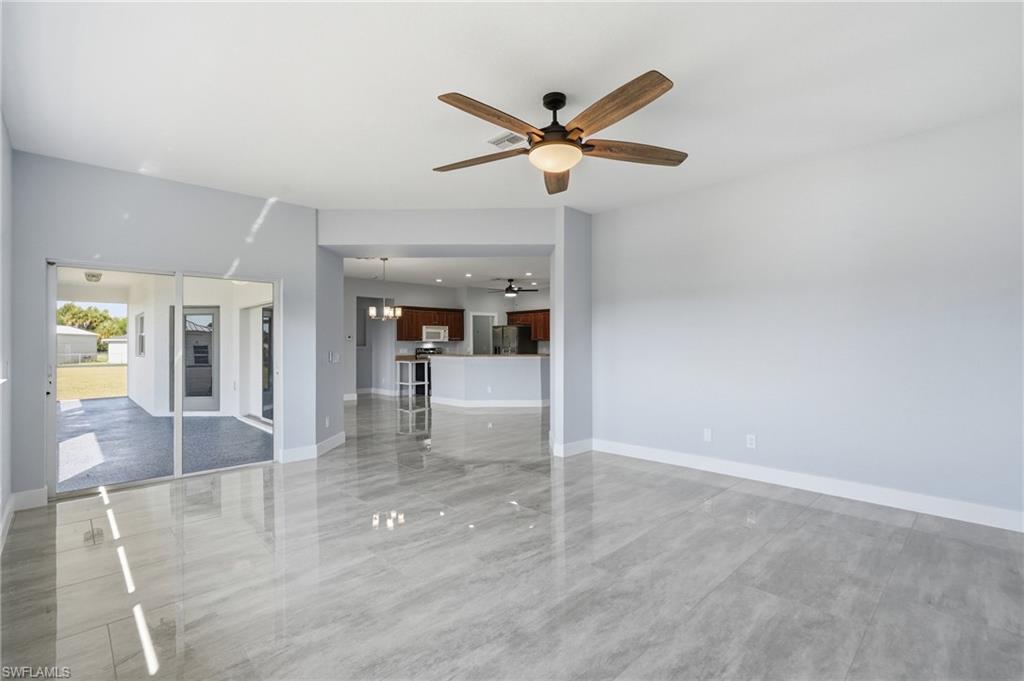 4529 Springview Cir Property Photo 6