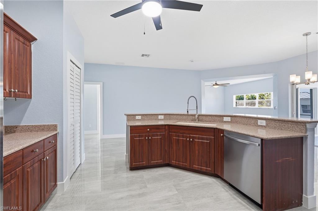 4529 Springview Cir Property Photo 8