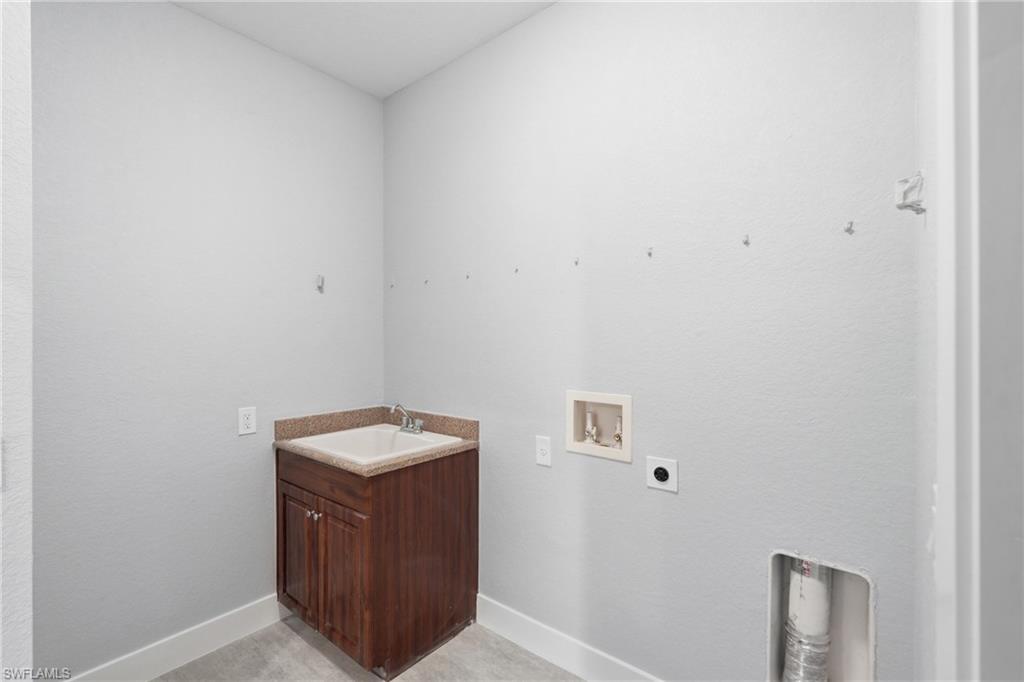 4529 Springview Cir Property Photo 25