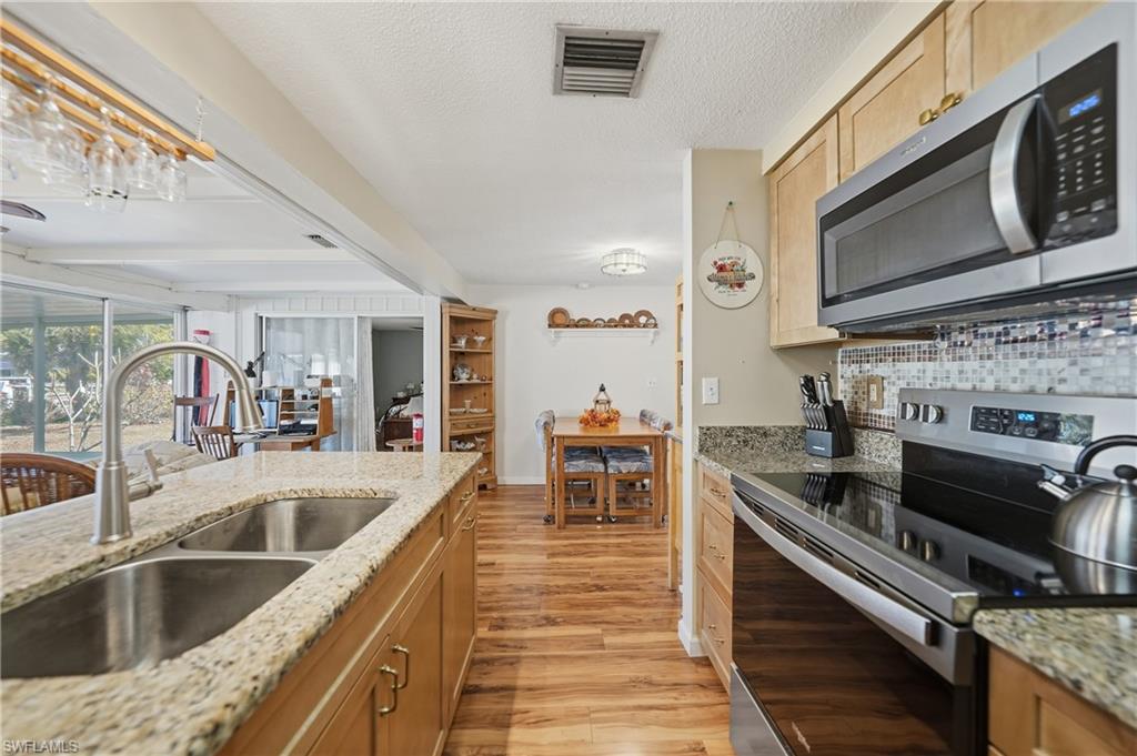18366 Burkholder Cir Property Photo 10
