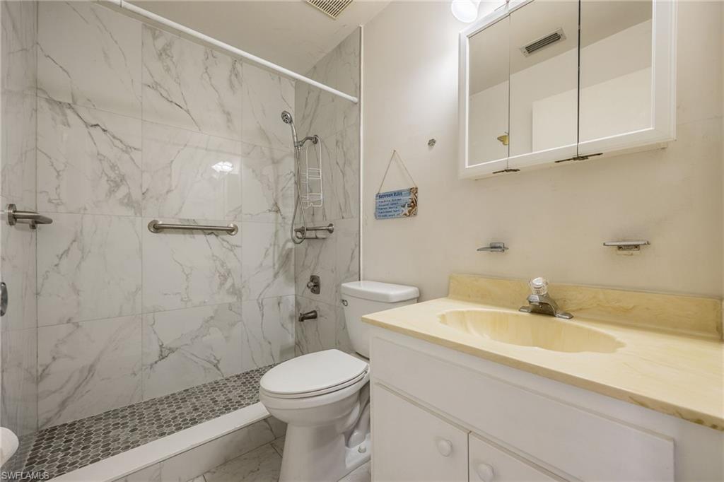 13 Pinewood Blvd Property Photo 35