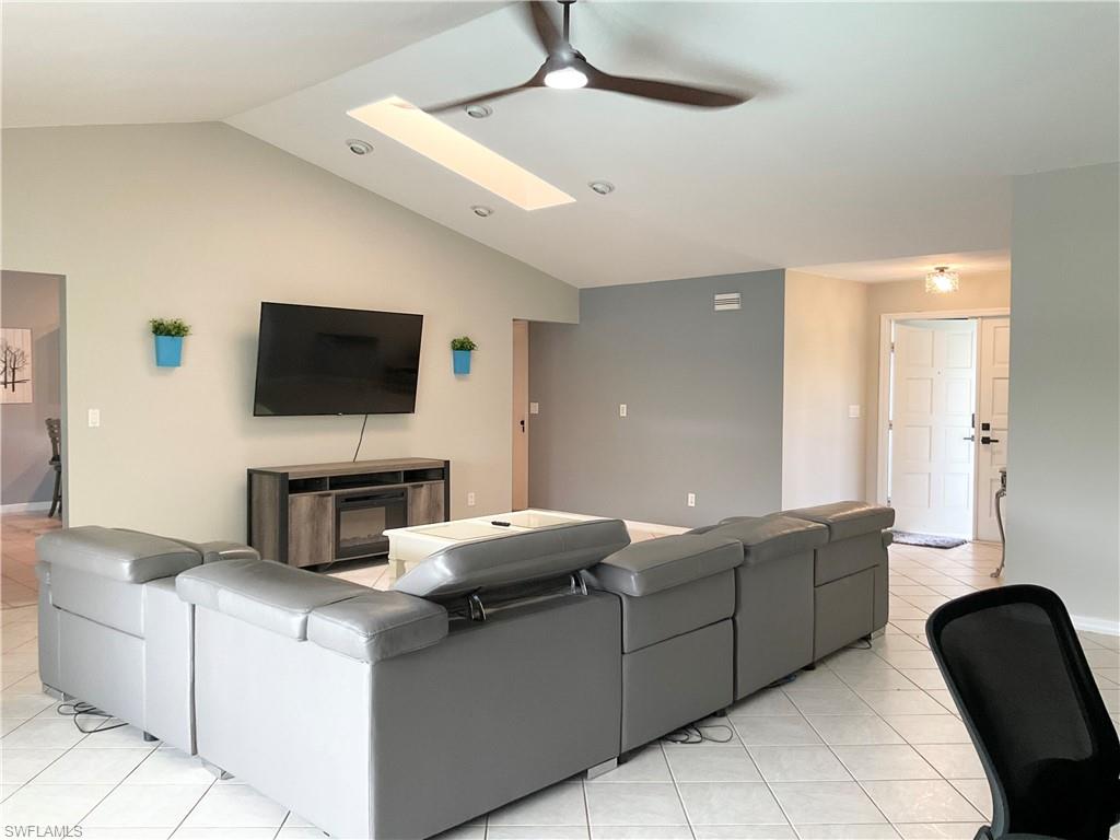 2026035998 Property Photo 12